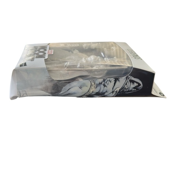 Hasbro Marvel Legends Moon Knight 6” Action Figure Walgreens Exclusive 2020 NEW - Picture 6 of 10